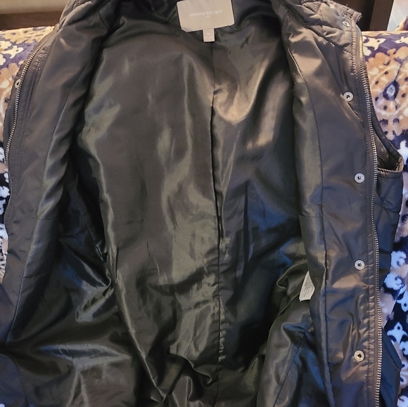 Banana Republic Belted Vest - Picture 2 of 3